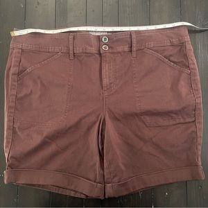 NWOT TORRID JEAN SHORT